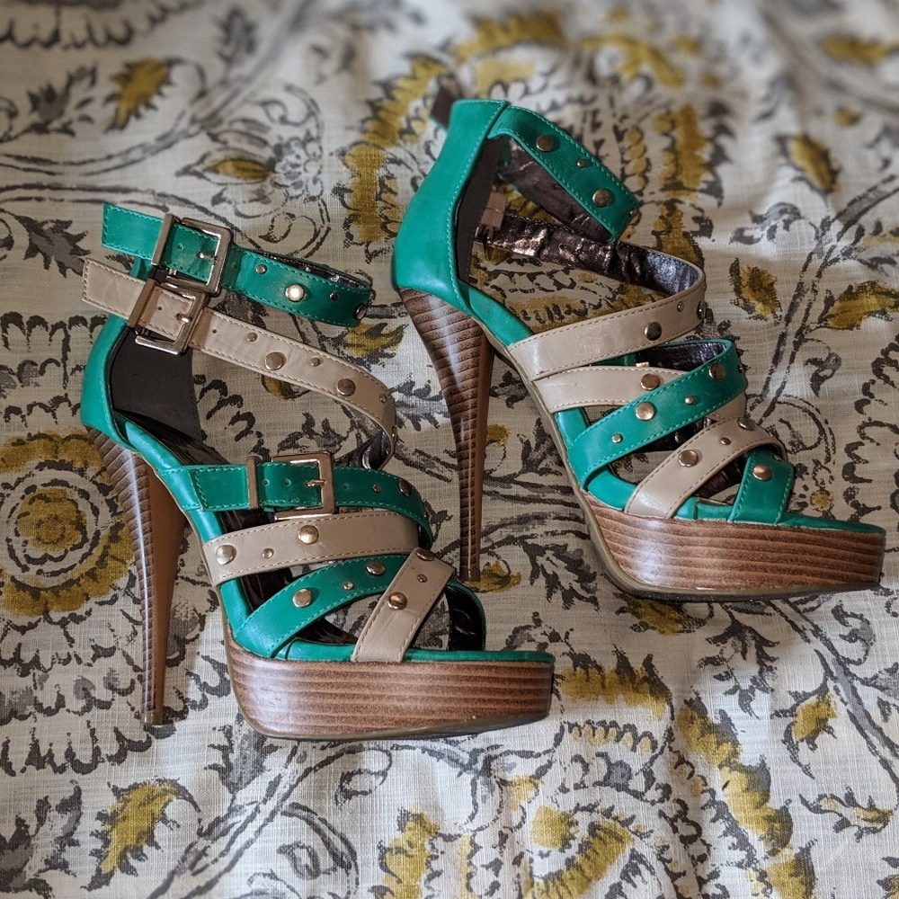 Liliana heeled sandal